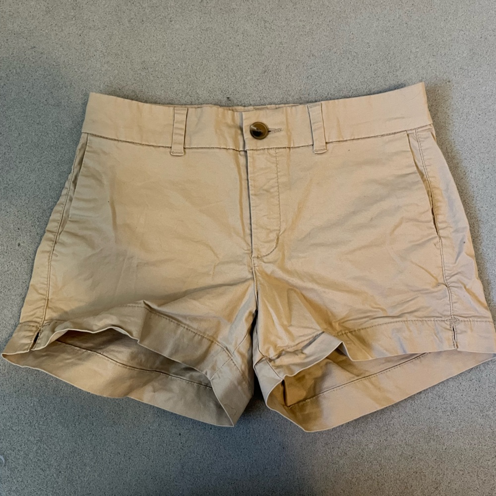 khaki shorts